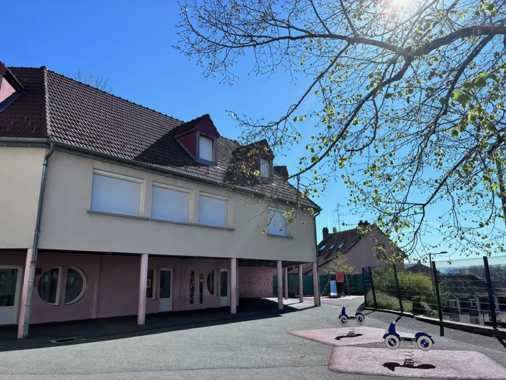 Locaux — Collège privé Saint-Maimboeuf