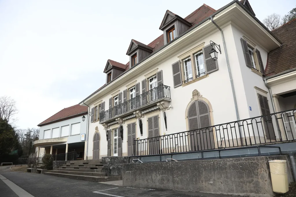 Locaux — Collège privé Saint-Maimboeuf