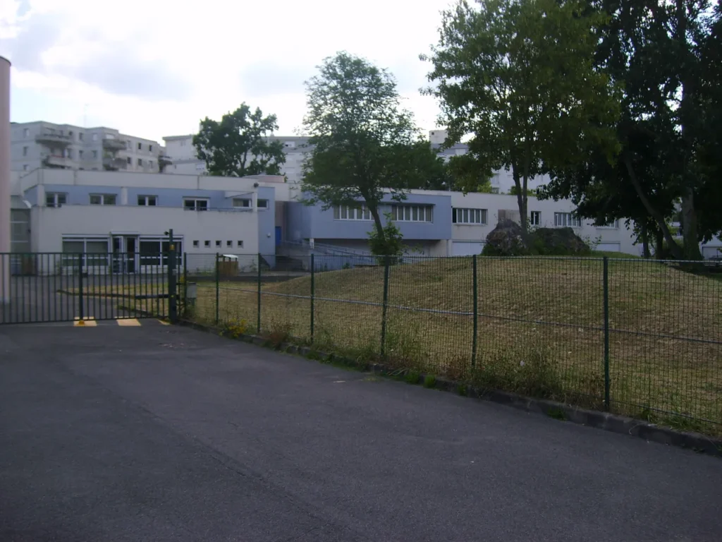 Locaux — Lycée polyvalent René Descartes