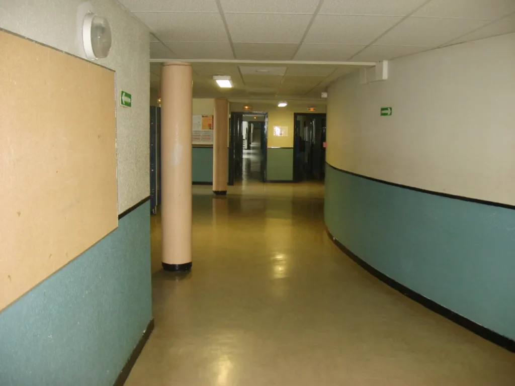 Locaux — Lycée polyvalent René Descartes