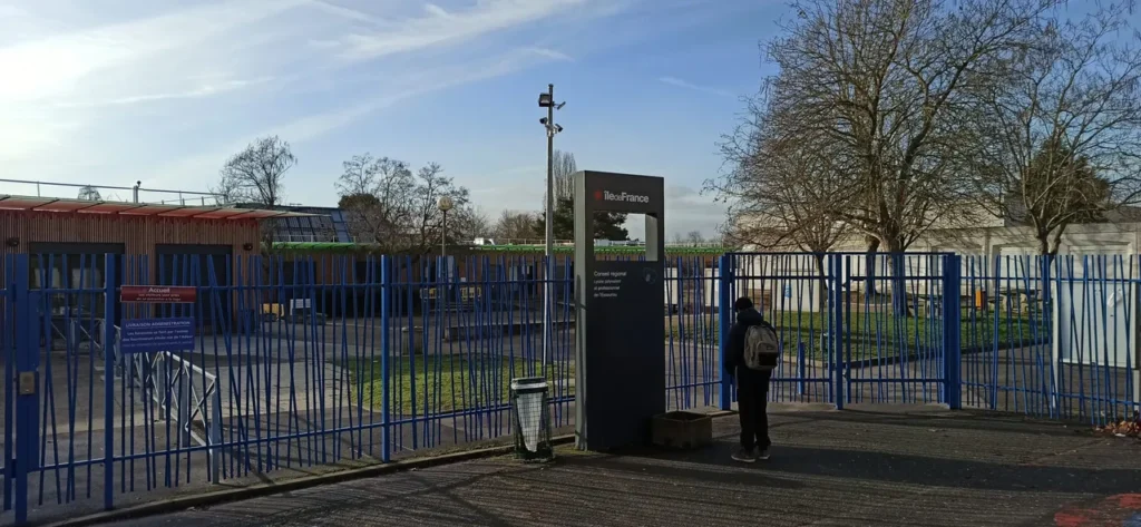 Bâtiment — LYCEE POLYVALENT L'ESSOURIAU